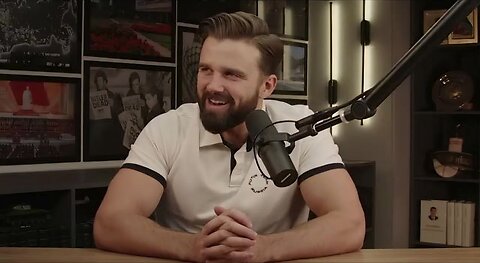 UKRAINIANS SURRENDER & FLEE AMID RUSSIA ENCIRCLEMENT