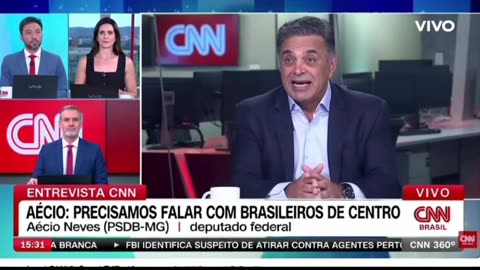 Eu sou Aécio Cocaína. estou de volta e, estou com novidades, nós do PSDB vamos destruir cocaína pra todos, nós do PSDB pensamos na família.