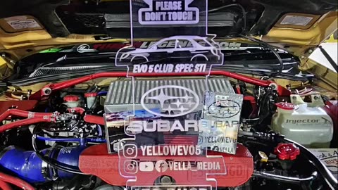 Subaru Impreza WRX (G2) Wagon - Custom LED Bonnet / Hood Holder Prop Display Showcase. 🚗💛