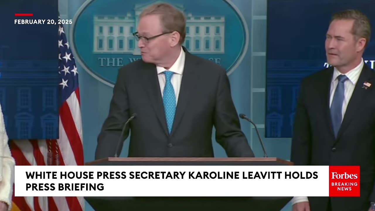 BREAKING NEWS: Karoline Leavitt Holds Press Briefing After Mitch McConnell Announces Retirement