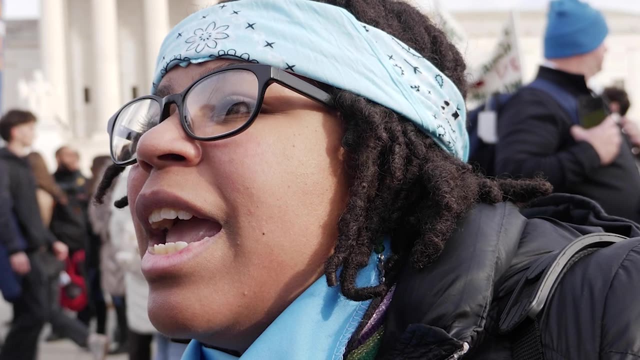 Leftist Explains What It Means to Be a Pro-Life Feminist