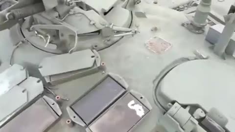 The T-80BVM tank is falling apart in combat. Russian soldiers talk about a deadly trap