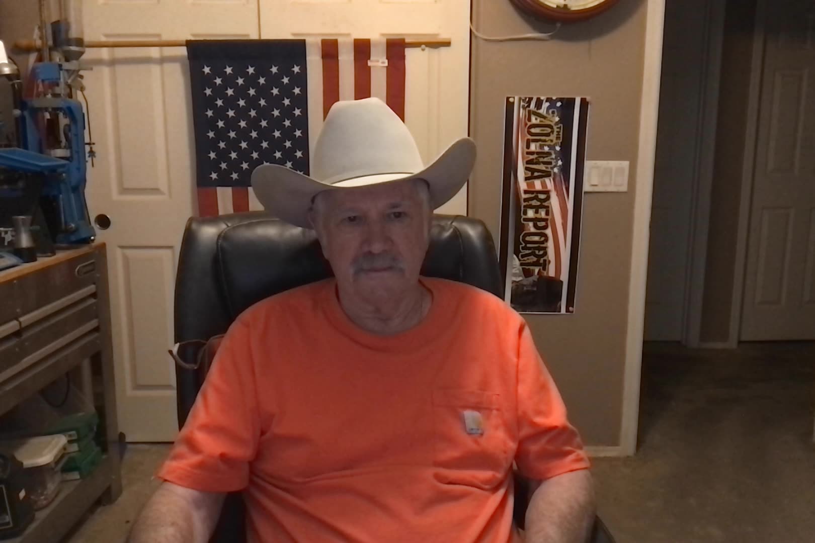 200 FBI Agents Get Revenge On Trump, Part One!