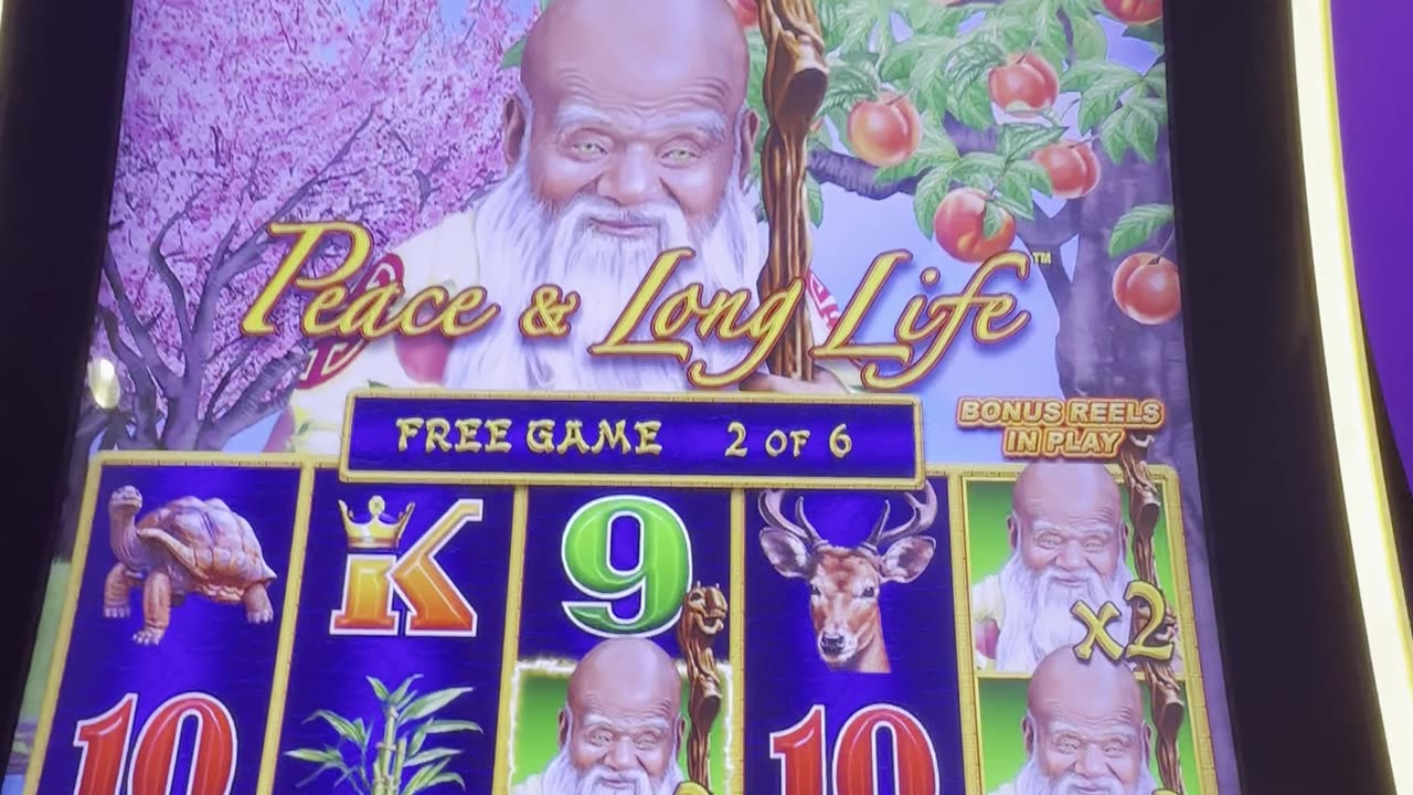 Bonus on #DragonLink slot 🍑🎰🎉