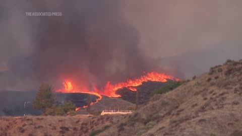 Hughes_Fire__Over_50,000_under_evacuation_orders_or_warnings_in_California(720p)