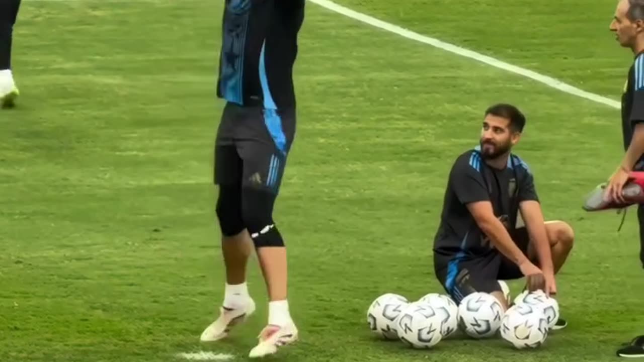 Never a dull moment with Emi Martínez