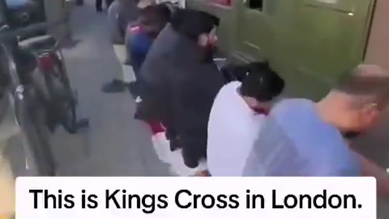 Imagine Christiayns praying openly in the streets of the Middle East —