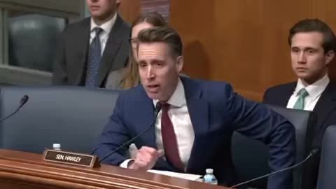 Senator Josh Hawley asks OB/GYN Dr. Nisha Verma if men can get pregnant