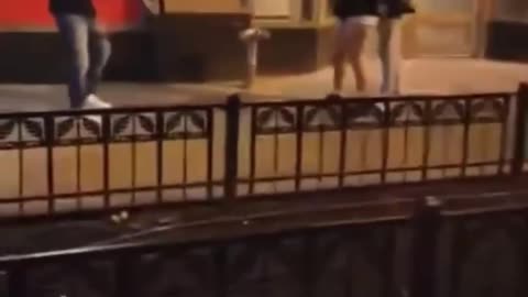 Gang member stabbed in the neck during street fight with Venezuelan - Chicago