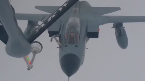 65 Unbelievable Aviation Moments Caught on Camera