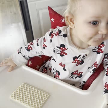 Baby Kayla Getting Ready to Draw a Picture for Big Sister’s Birthday 🎨🎂