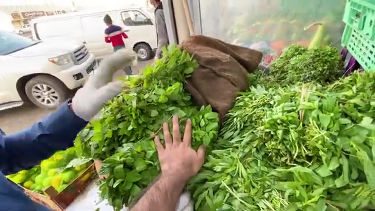 Madina Life Vegetables 🥬 Market Sabzi Mandi Retail Price 🤑 Vlog Saudia Arabia