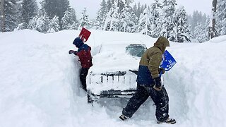 8 Skiers Dead After Avalanche Near California's Lake Tahoe, Avalanche Warning! - Asteroid Threat!