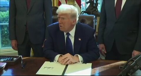 Trump Reacts To Prosecutors Resigning In Mayor Eric Adams Case