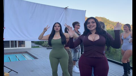 EmjayPlayss and chazcartii BLIND DATING SHOW w behind scenes hot | nobody saw THIS happening