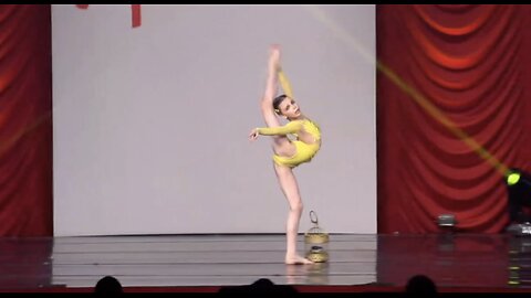 Worlds Most Flexible 9 Year Old Girl Delivers Stunning Dance