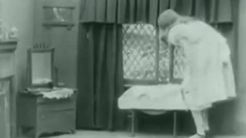 Alice In Wonderland by W.W. Young Publication date 1915