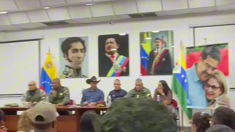 ¡UNIDAD INVENCIBLE POR LA PATRIA!