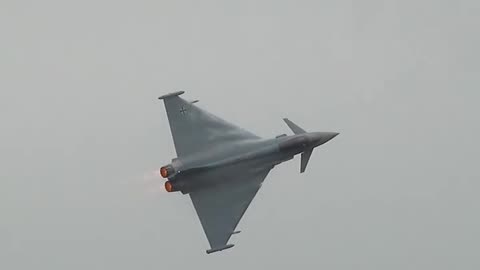 Amazing Eurofighter Take off.