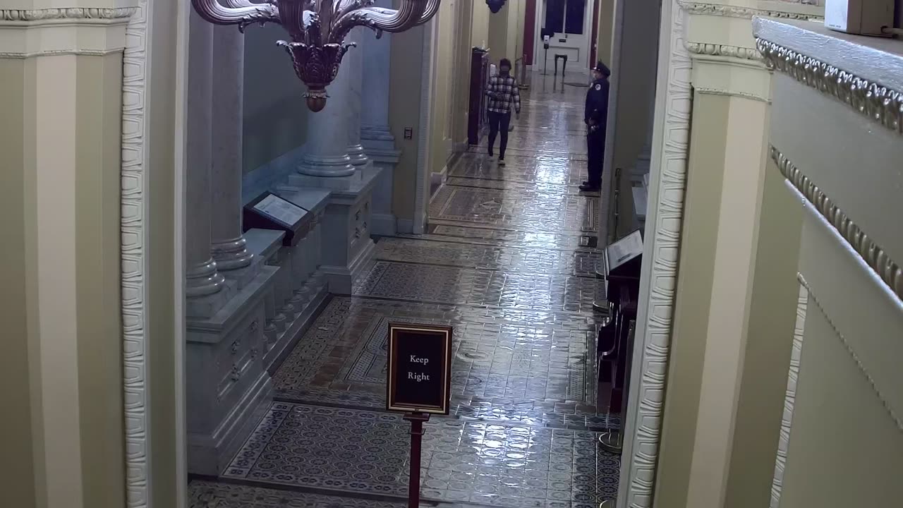 0305USCS03SenateGalleryWestnearS324_2021-01-06_22h00min01s257ms.mp4