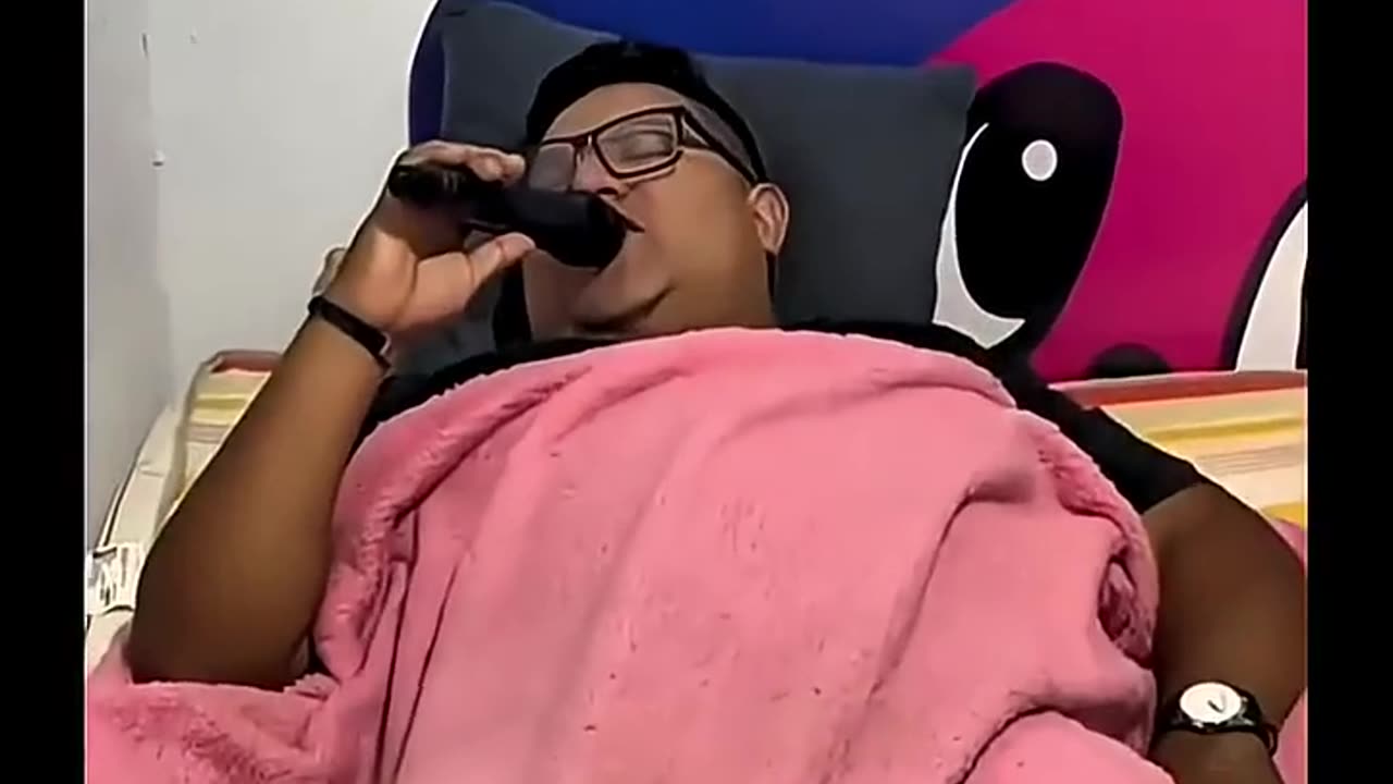 🤣🎧 You Won't Believe This In-House DJ Skill! | FunFM