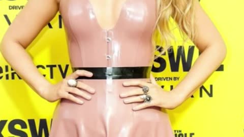 Blake Lively Backs Taylor Swift’s New Album!