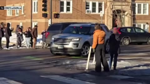 New video angle confirms… Alex Pretti was a pretty big piece of shit