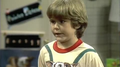 Bill Plays! Small Wonder - Season 1, Episode 01: Vicki's Homecoming