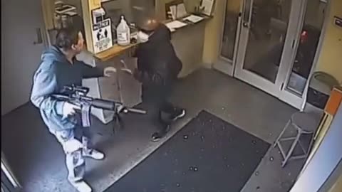 🚨💥 You Won't Believe The Heroic Security Guard Who Saved The Day! | FeedMyCuriosity