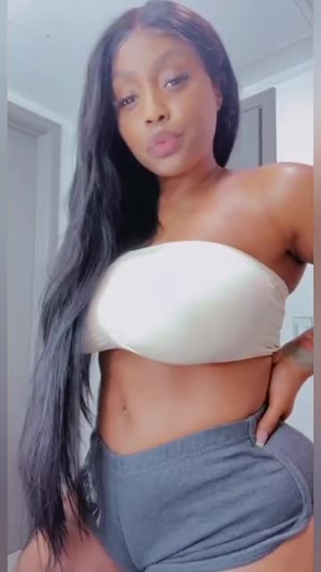 Gata Official Twerk Compilation.