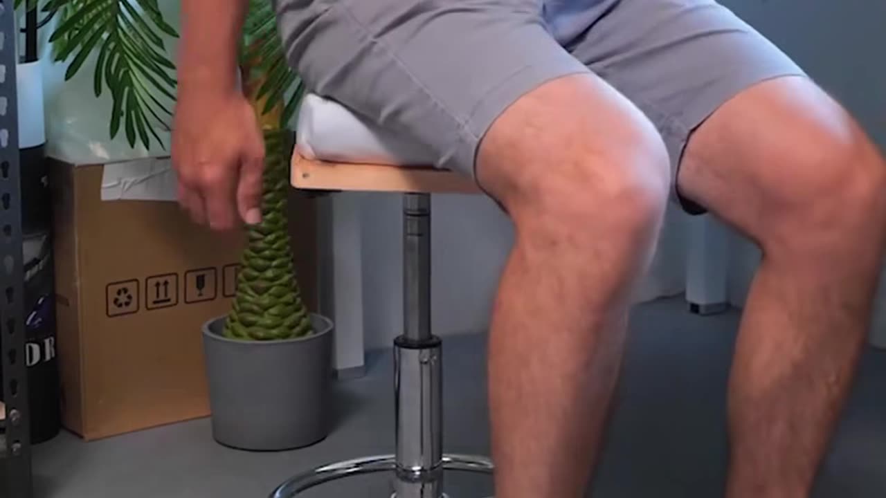 Crafting a Stylish Stool Using Only Soda Cans