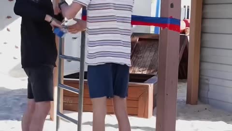 Tape layers vs. Running Man