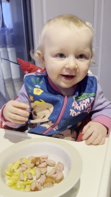 Baby Kayla Eating Dinner With a Cold 🤧🍽️