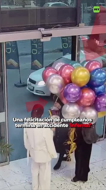 Felicitación de cumpleaños desata emergencia incendiaria