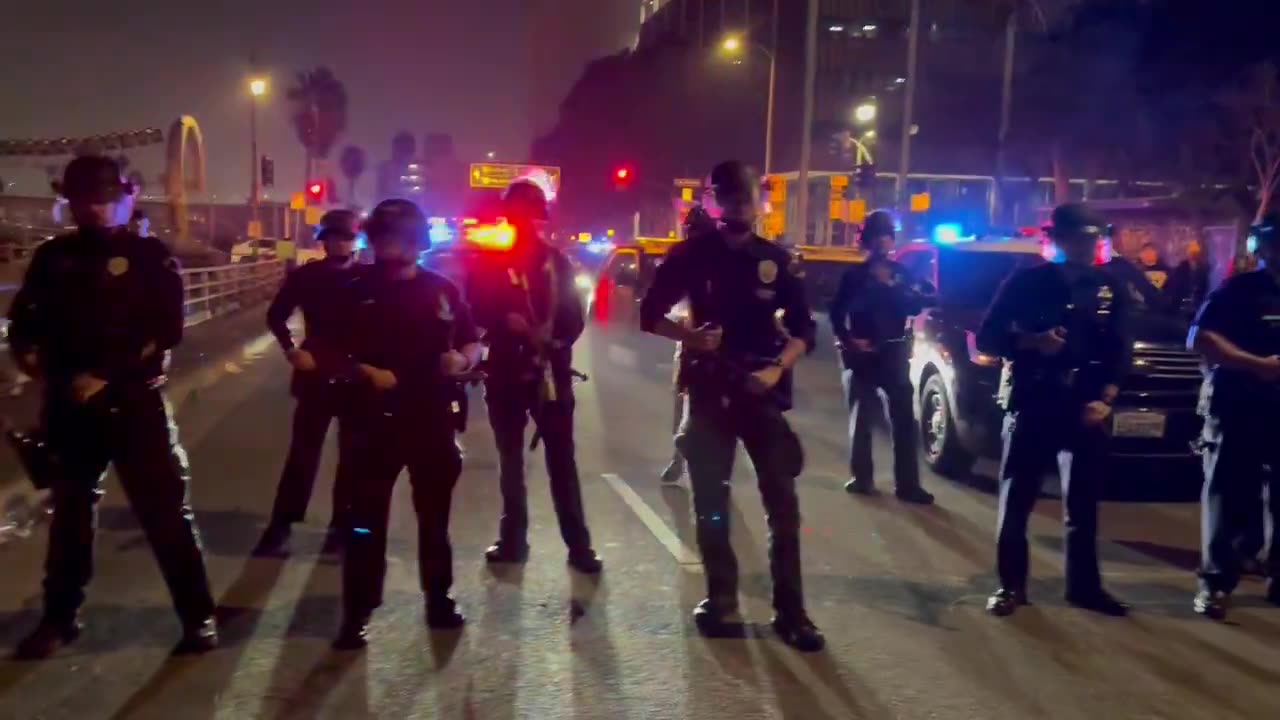 Illegal immigrant protesters, now numbering in the thousands and outnumbering