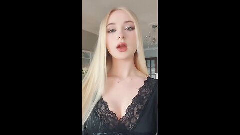 Hello 🤍🤍❤️