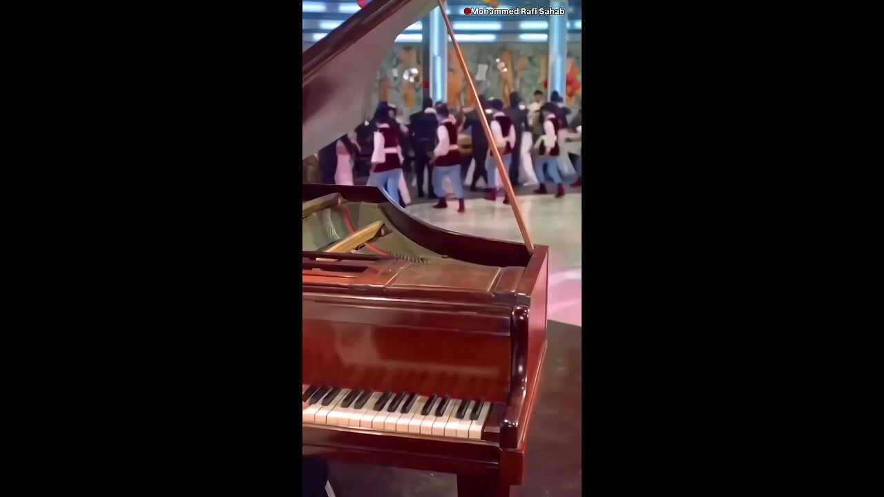Dil Ke Jarokhe Mein Tuj ko