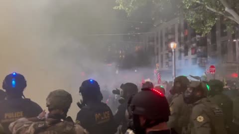Antifa rioters throw exploding munitions and tear gas at DHS agents