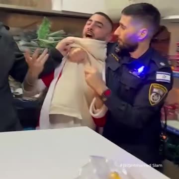 Israeli Police Arrest Christians Celebrating Christmas in Haifa dressed as Santa Claus