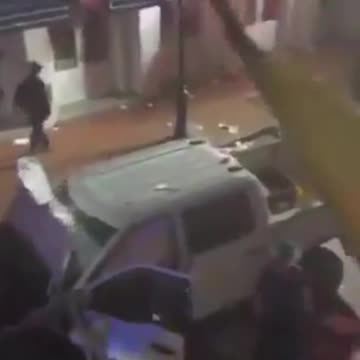 Video reportedly shows police performing CPR on the New Orleans suspect