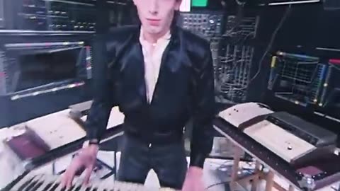 The Buggles - Video Killed The Radio Star (Official Music Video) (480p)