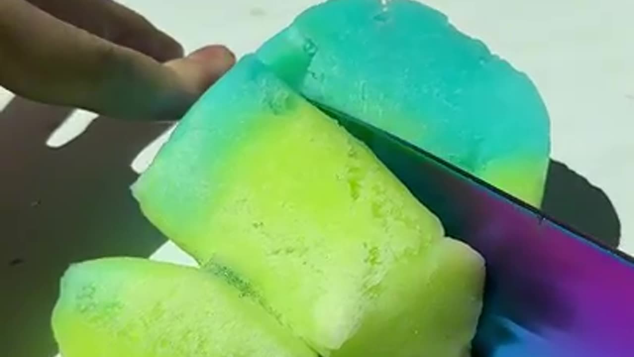 Rating the CUTABILITY of SLIMES 🔪