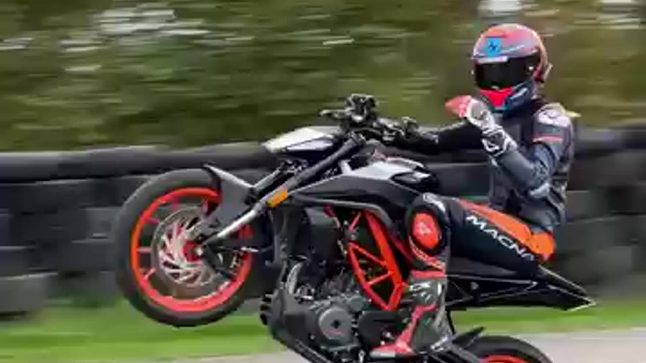 2022 KTM 390 DUKE WHEELIE TIME #shorts