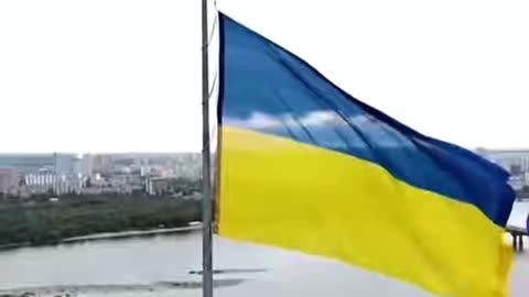 #Zelensky is considering surrendering