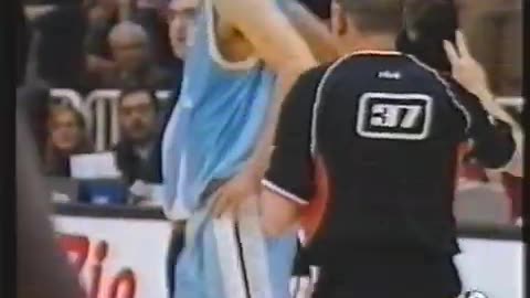 "Leche Río Breogán vs Laguna Aro Bilbao" 18° Jornada Liga ACB 2004/05 (21 de Enero, 2005)