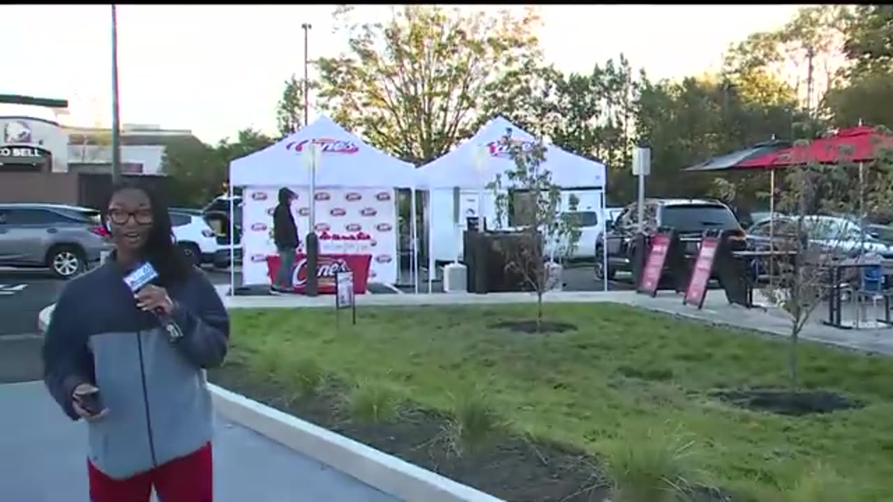 Raising Cane's opens in Milford; dozens line up to be one of the first customers