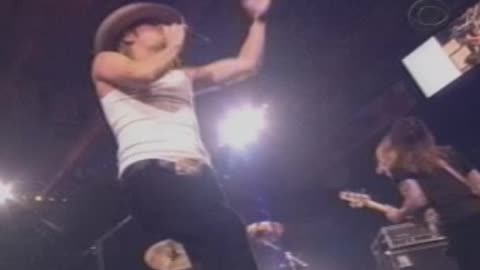 Kid Rock - Bawitdaba Cowboy Medley = Superbowl 38