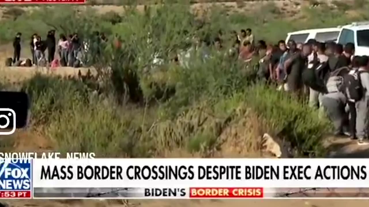 Illegal immigrants just pouring right on in through American border Everyone is Welcome