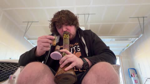 Day 104 my hair is still wet 2 hours after the shower lol