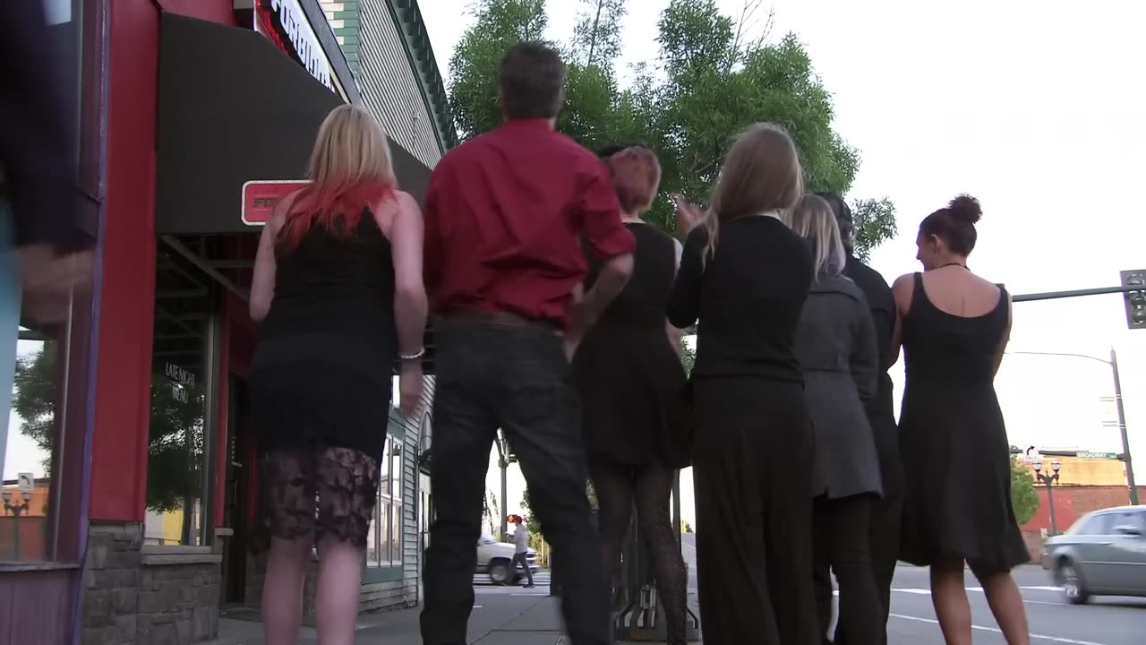 Bars w_ Questionable Activities 🎳Bar Rescue (1080p)
